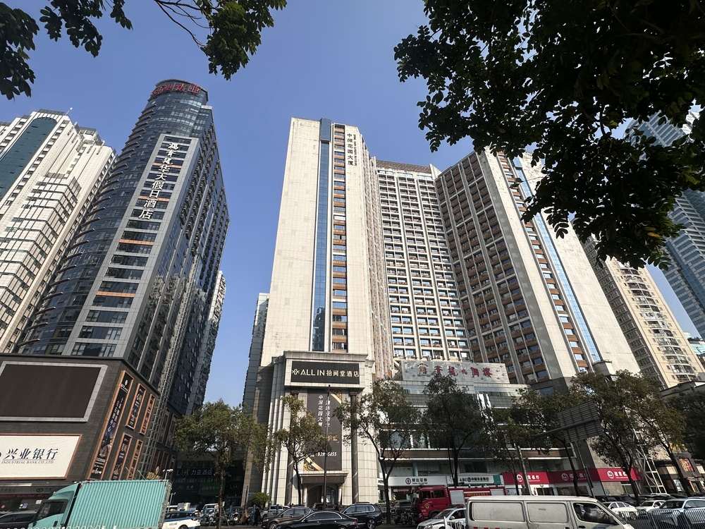 中深花园大厦外观图1